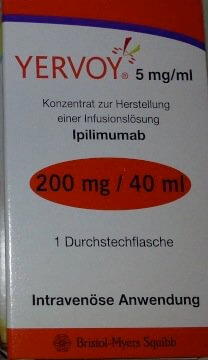 Ипилимумаб В упаковке 40 мл(200 mg), если вам нужна меньшая доза,тот что в упаковке 10 мл(50 мг), тогда жмите сюда Ипилимумаб 10 мл(50 мг) Прилагается чек подтверждающий подлинность покупки в Немецкой аптеке в Германии, а так же прилагаются оригинальные документы от производителя, сертификат качества. Ко всему этому прилагается  разрешающие документы с печатью Немецкой таможни о вывозе препарата из Германии. Действуют скидки. Доставка строго в холодильнике